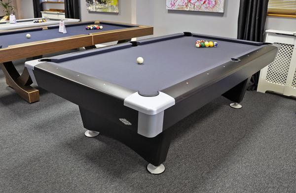 Brunswick Billiards BLACK WOLF 7' Pool Table