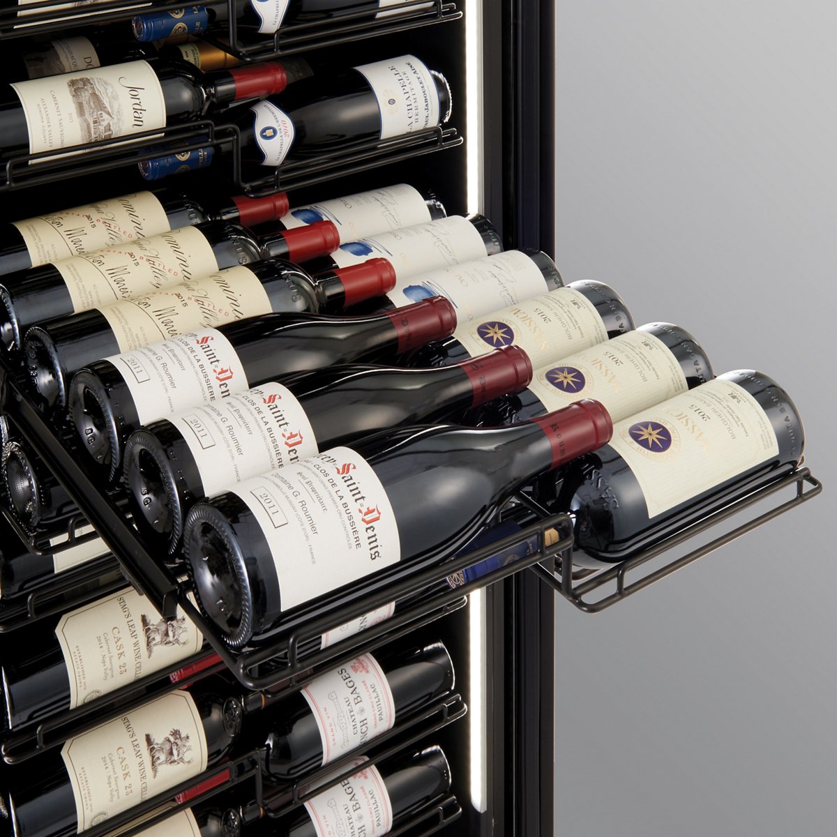 Wine Enthusiast VinoView 155-Bottle Wine Cellar