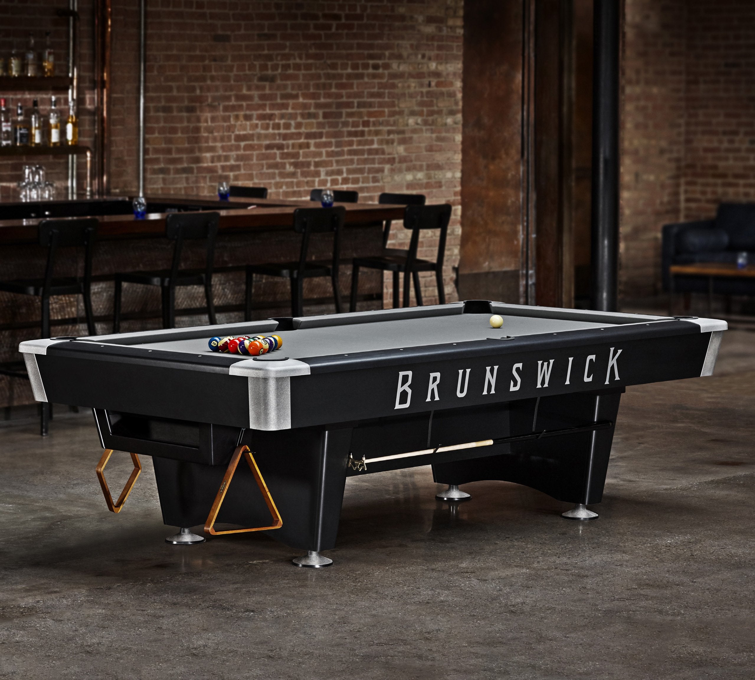Brunswick Billiards BLACK WOLF Pro 7' Pool Table