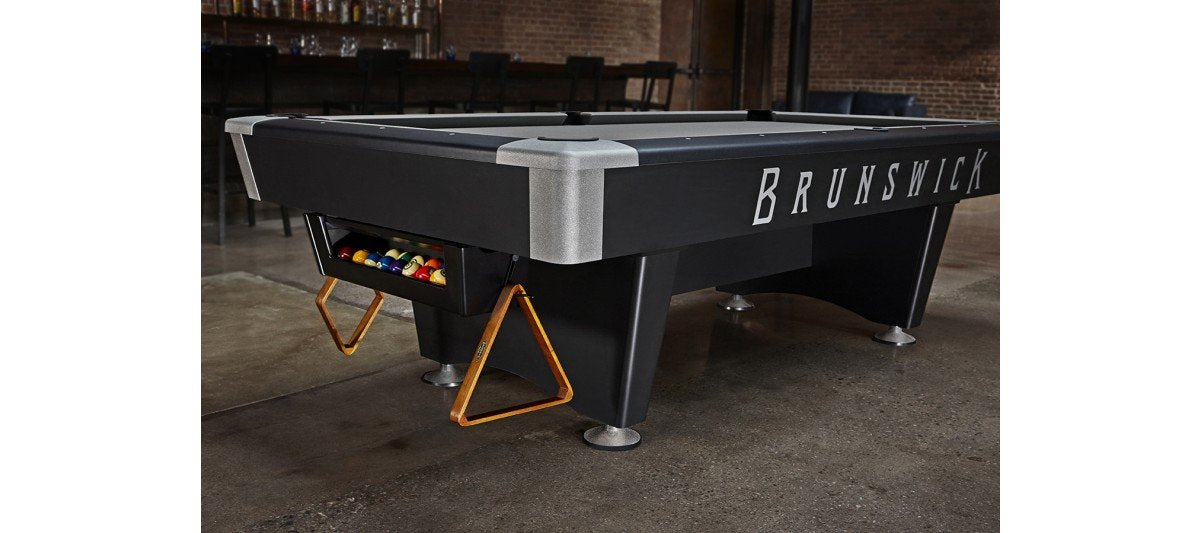 Brunswick Billiards BLACK WOLF Pro 9' Pool Table