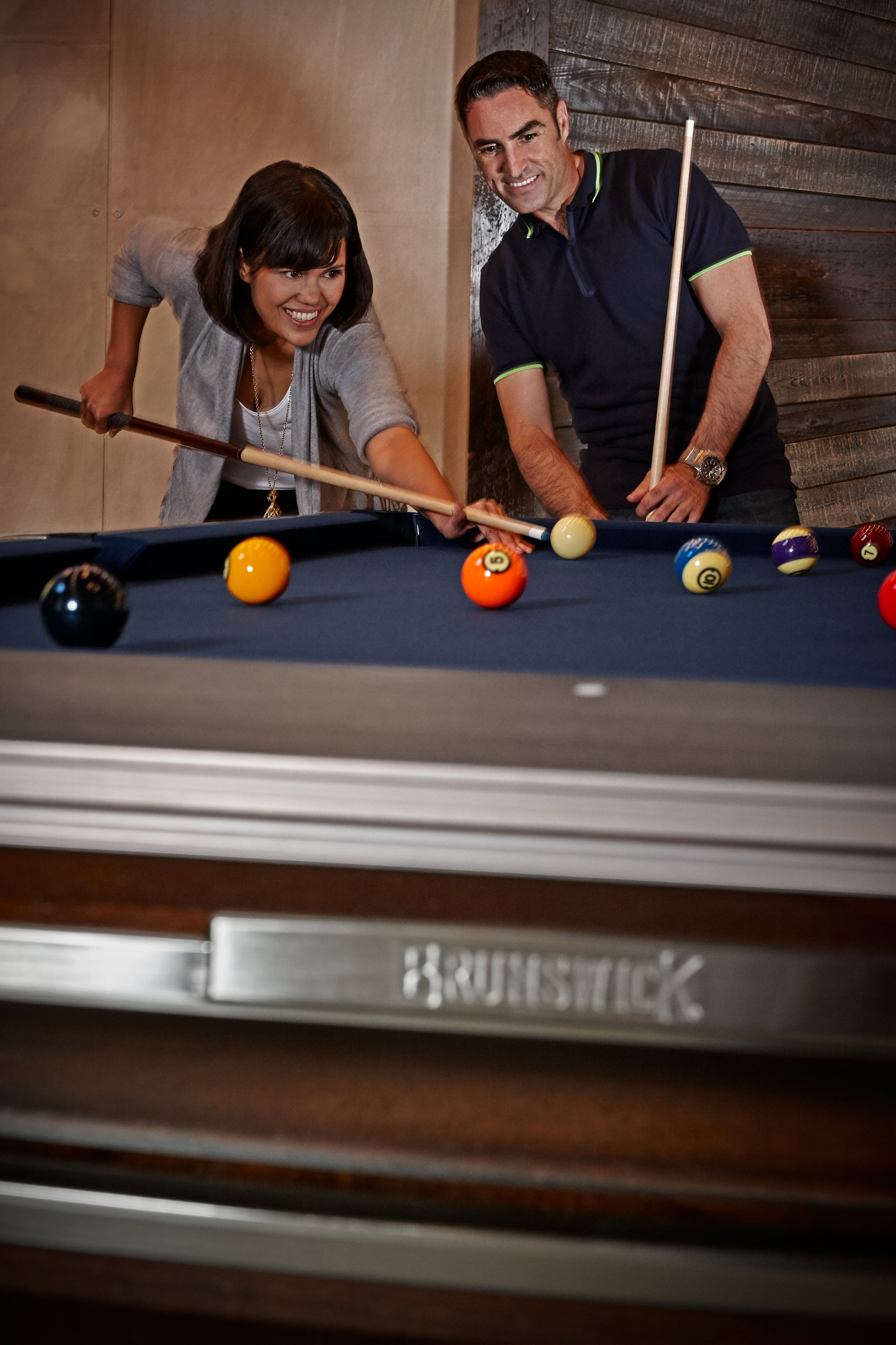 Brunswick Billiards Gold Crown VI 8' Slate Pool Table in Skyline Walnut/Espresso w/ Gully Return